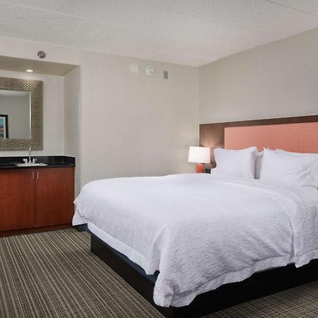 Hampton Inn Fairfax City Extérieur photo