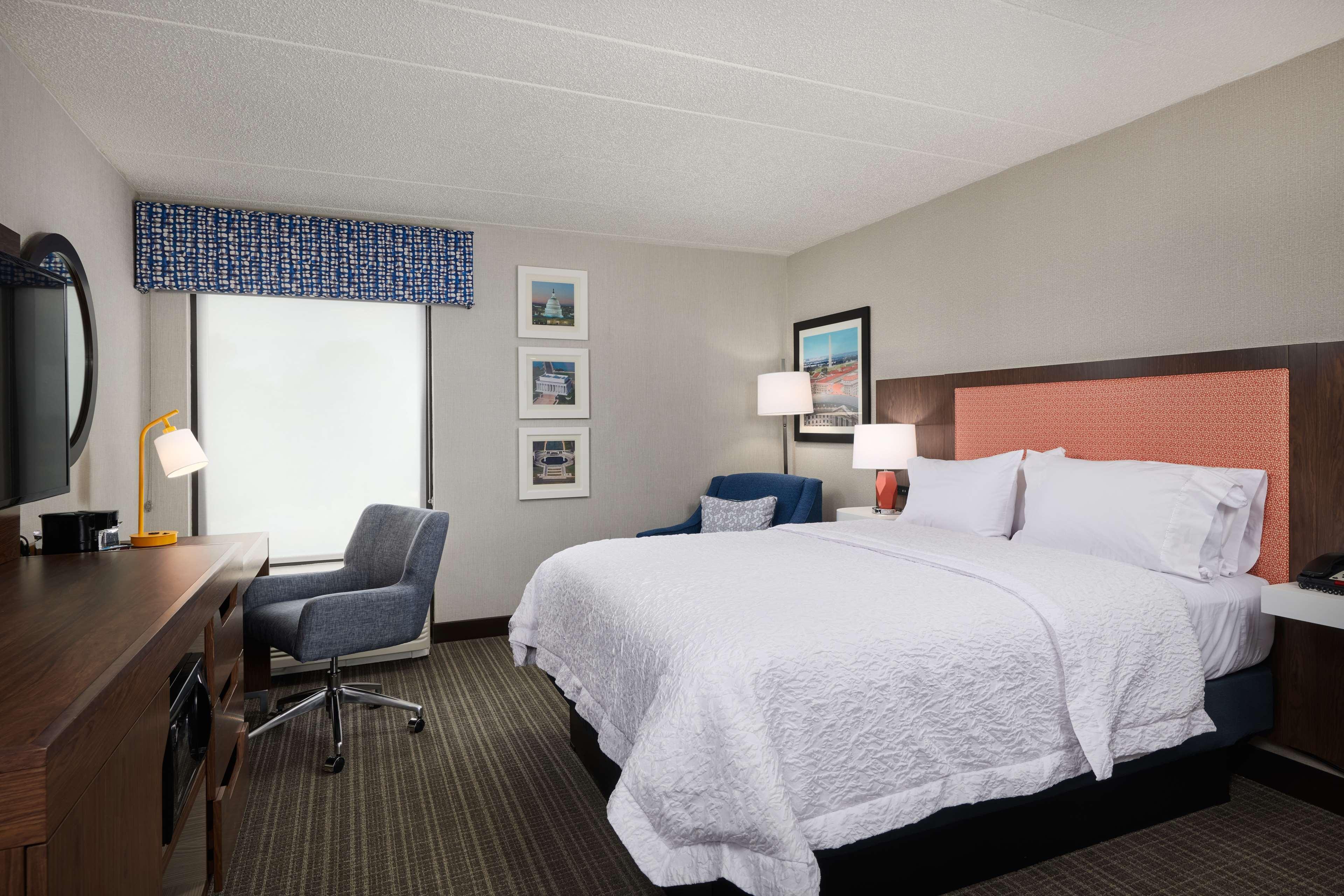 Hampton Inn Fairfax City Extérieur photo