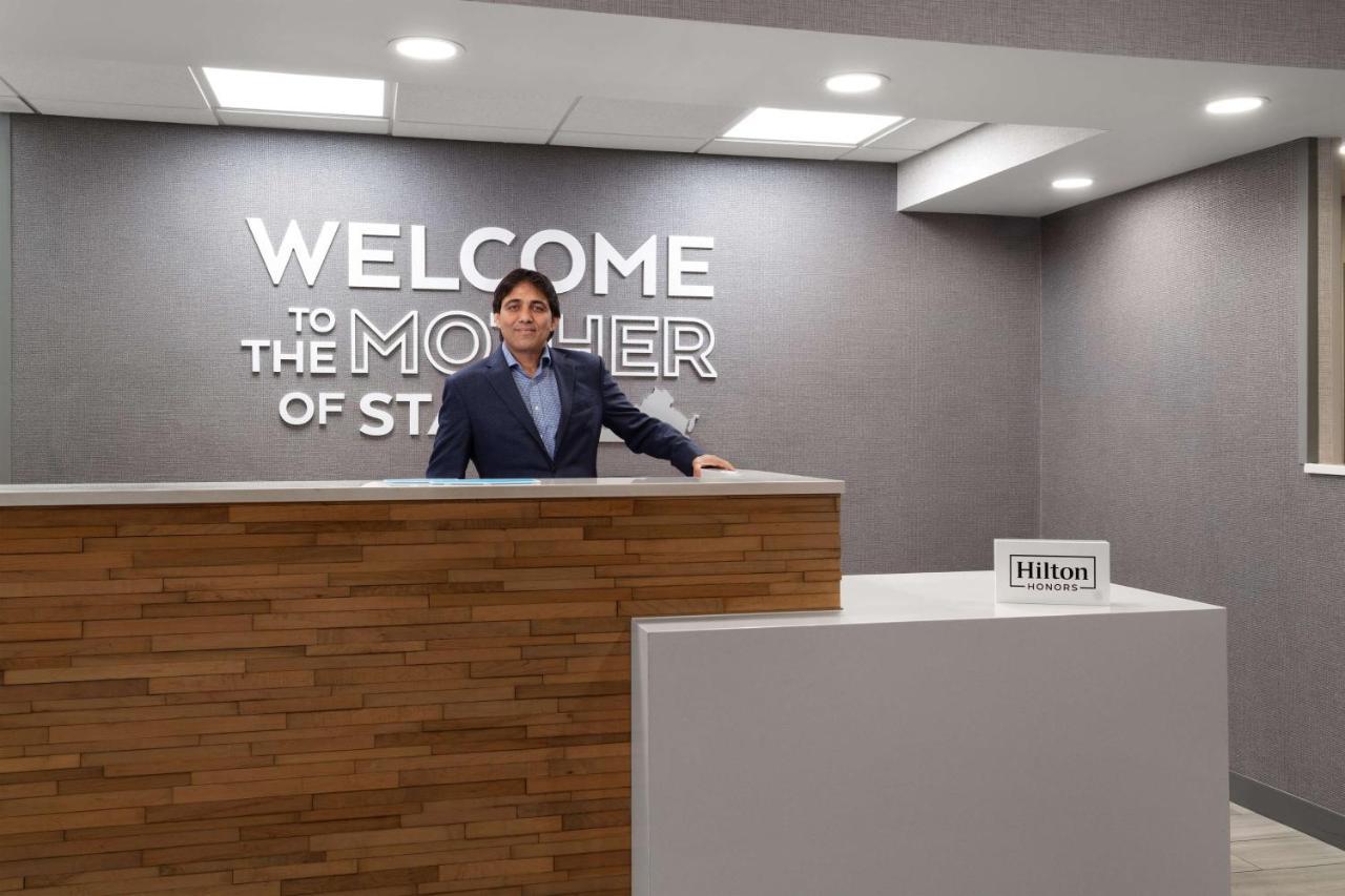 Hampton Inn Fairfax City Extérieur photo
